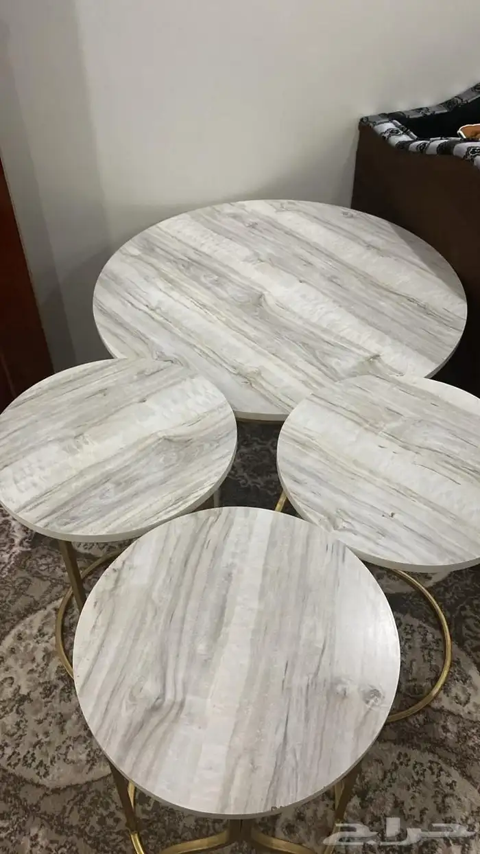 دولاب ابيض 650  فرن غاز 200 طاوله كنب 150 2