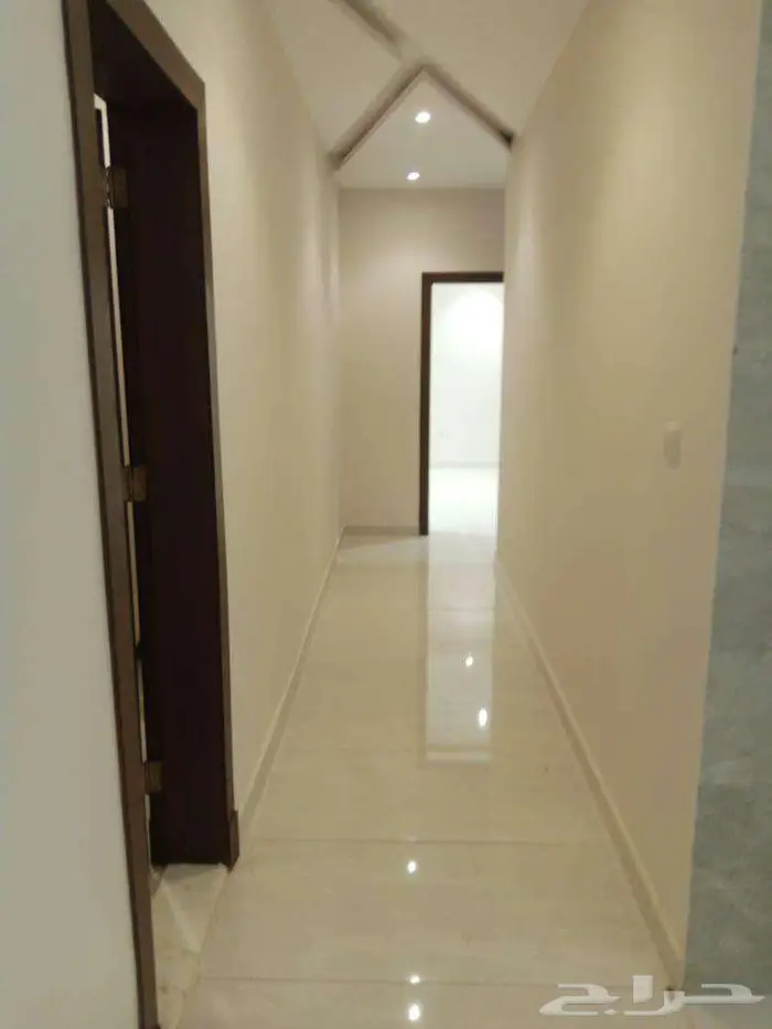 فرصة سكنية للإيجار في حي السلامة   جدة 4