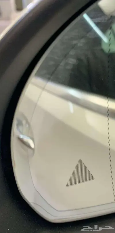 مرسيدس C200 2023 21