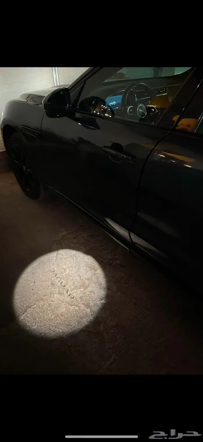 F-pace ( R دايناميك ) على الضمان 40