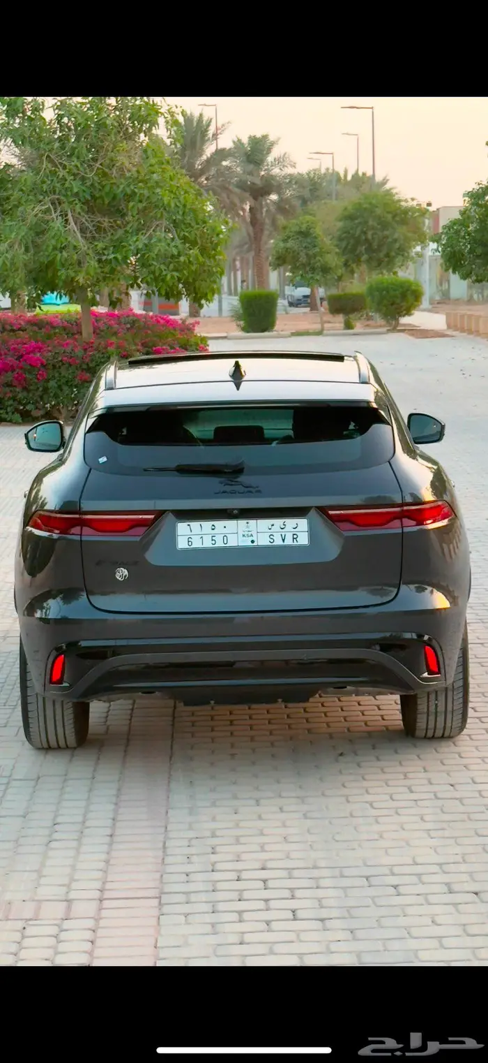 F-pace ( R دايناميك ) على الضمان 13