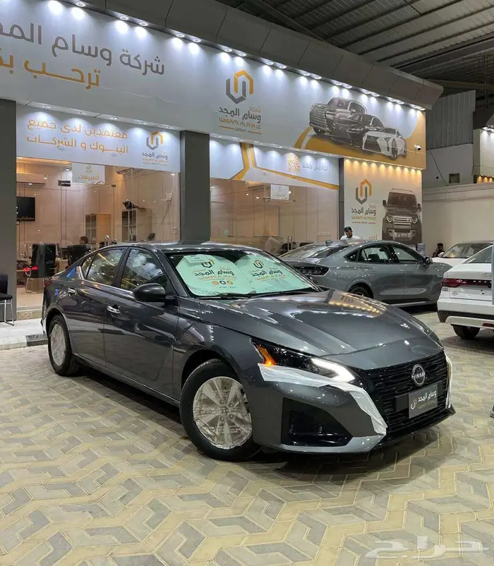 عرض خاص نيسان التيما 2.5 استاندر موديل 2025 بطاقه جمركيه 0
