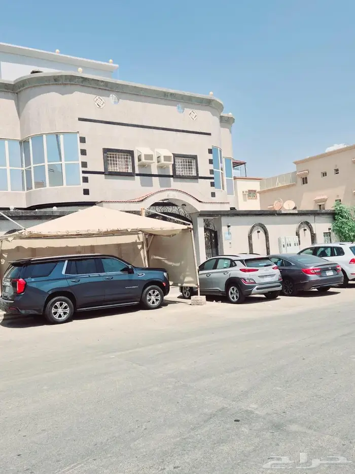 فيلا للبيع موقع مميز في حي الاصالة مجاورة مول ذا فيلج 0