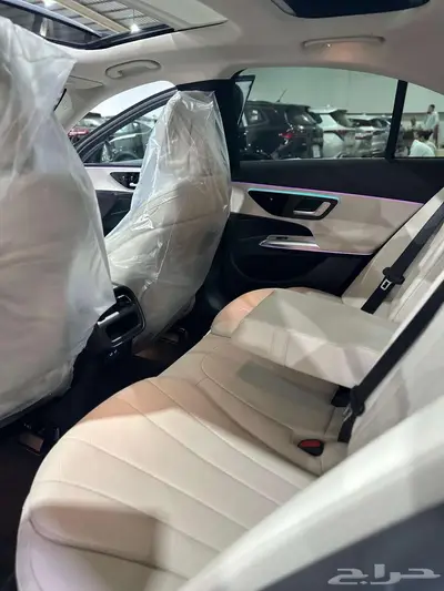 مرسيدس بنز E200 2025 ( اصفار ) كاش وتمويل 16