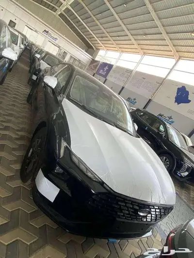 فورد تورس ستاندر هايبرد 1500 4