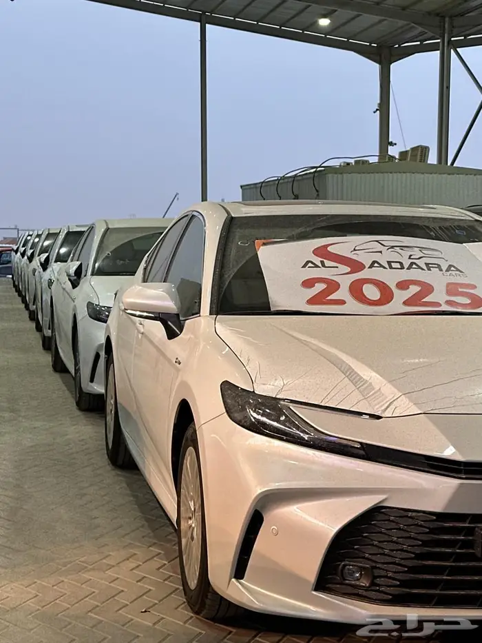 تويوتا كامري e استاتدر هايبرد 2025 سعودي كاش وتمويل عروض 0
