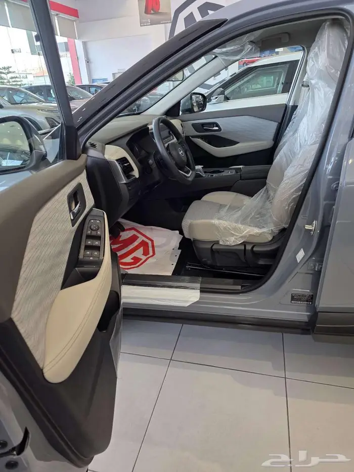 Nissan X-Trail std 2.5L 2WD 5st   2R 13