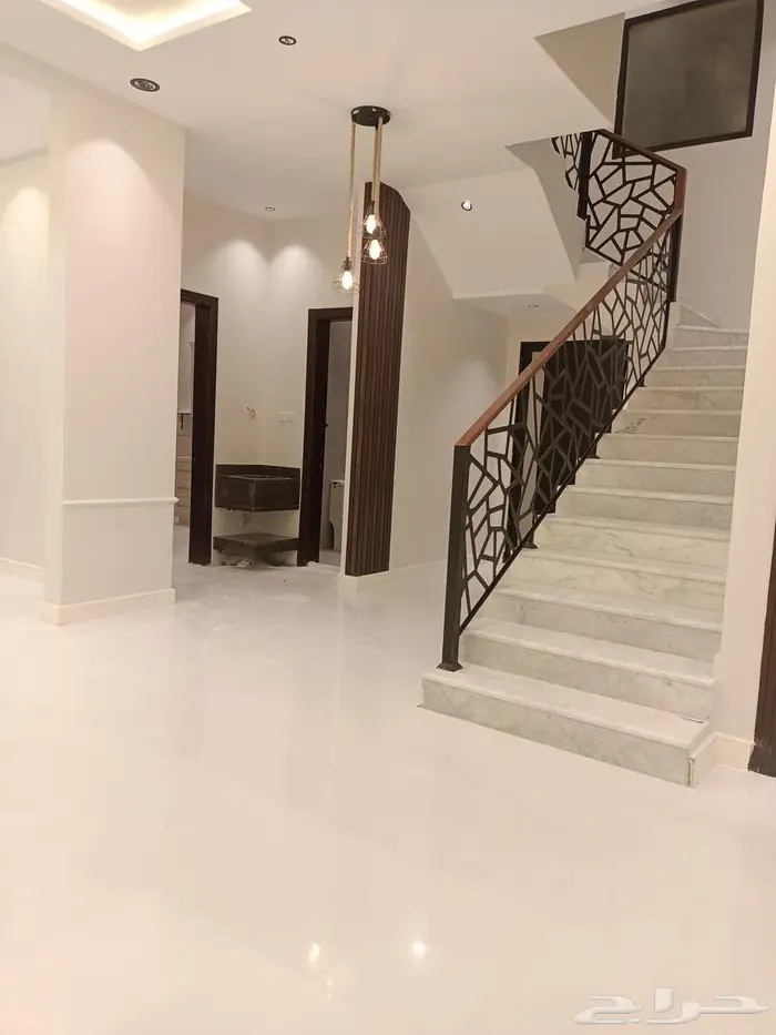 للبيع فيلا 200م بحي المهديه 4