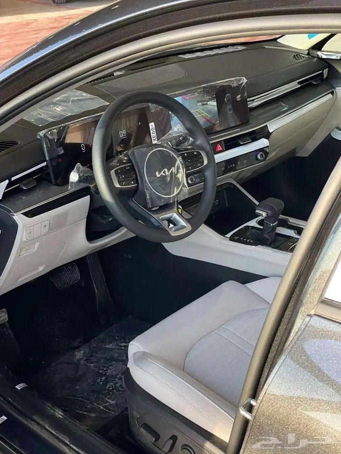 كيا K5 GL 2.5CC ستاندر 2025 عرض خاص 6