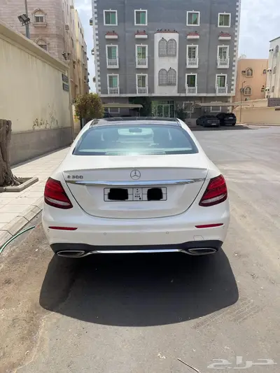مرسيدس E300 2017 1