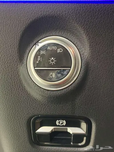 مرسيدس C200 2023 32