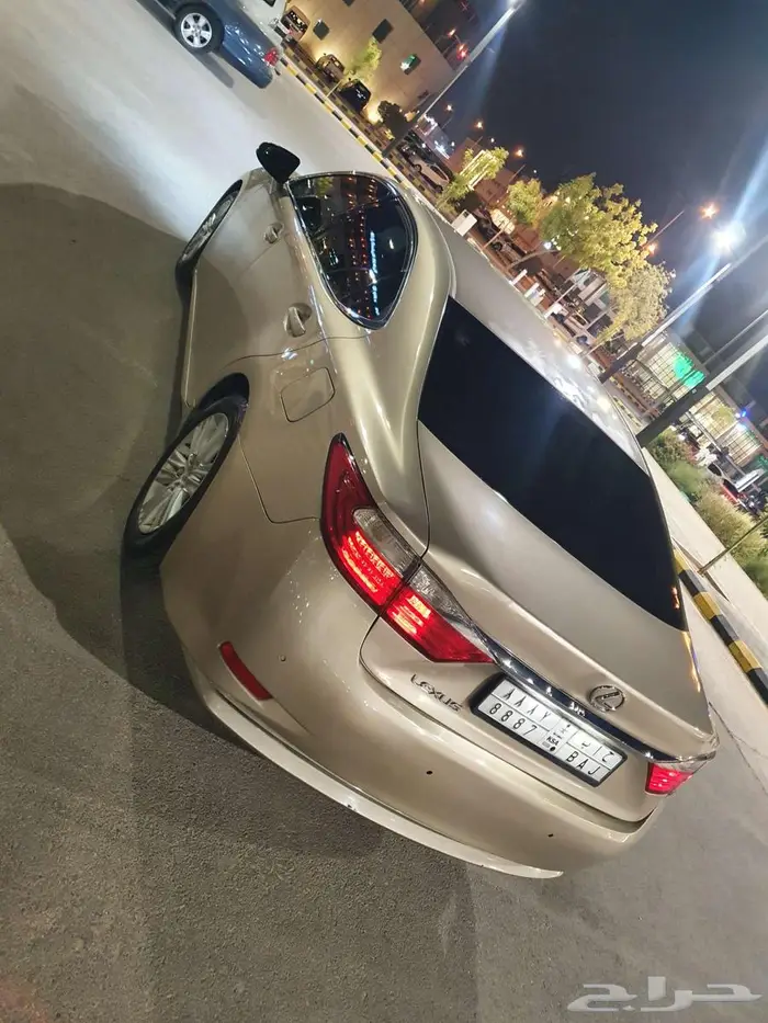للبيع لكزس ES250 ذهبي 2013 1