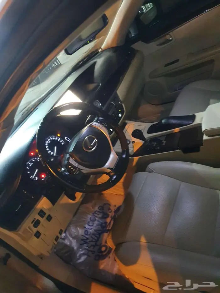 للبيع لكزس ES250 ذهبي 2013 13