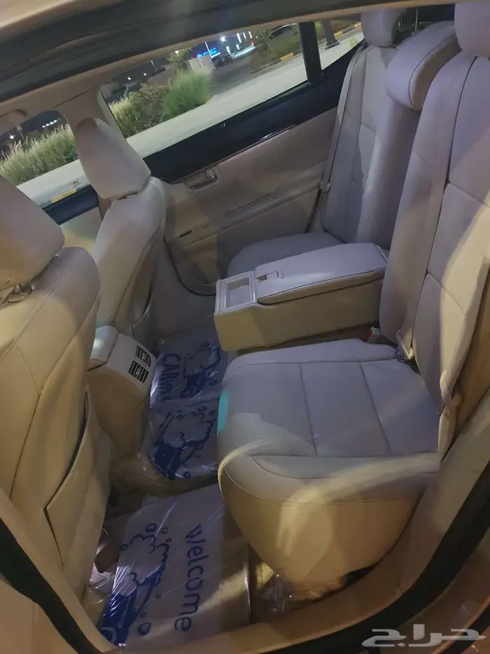 للبيع لكزس ES250 ذهبي 2013 8