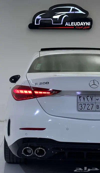 مرسيدس C200 2023 4