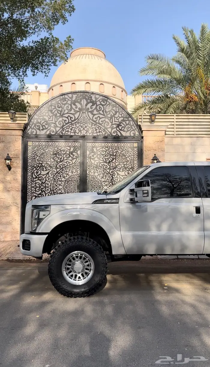 للبيع فورد f350 مخزن 1