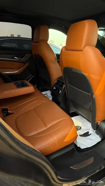 F-pace ( R دايناميك ) على الضمان 28