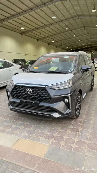 تويوتا فيلوز GLX موديل 2025 أصفار 2