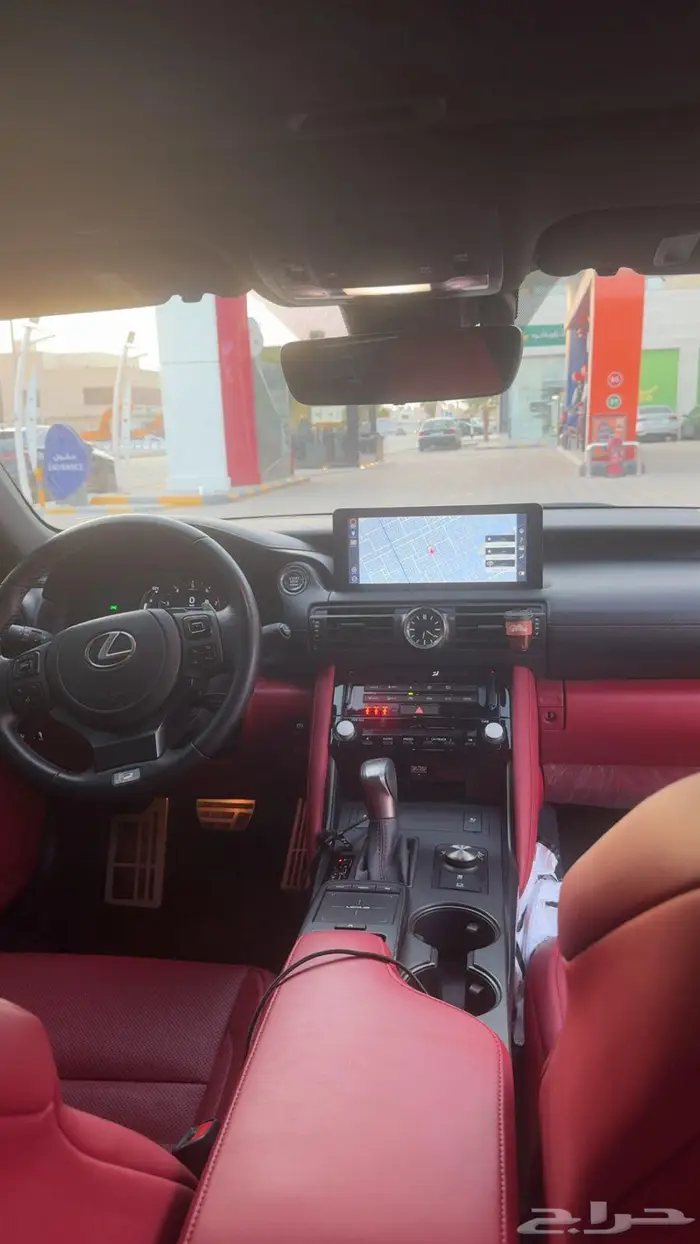لكزس IS 350 F Sport موديل 2024 13