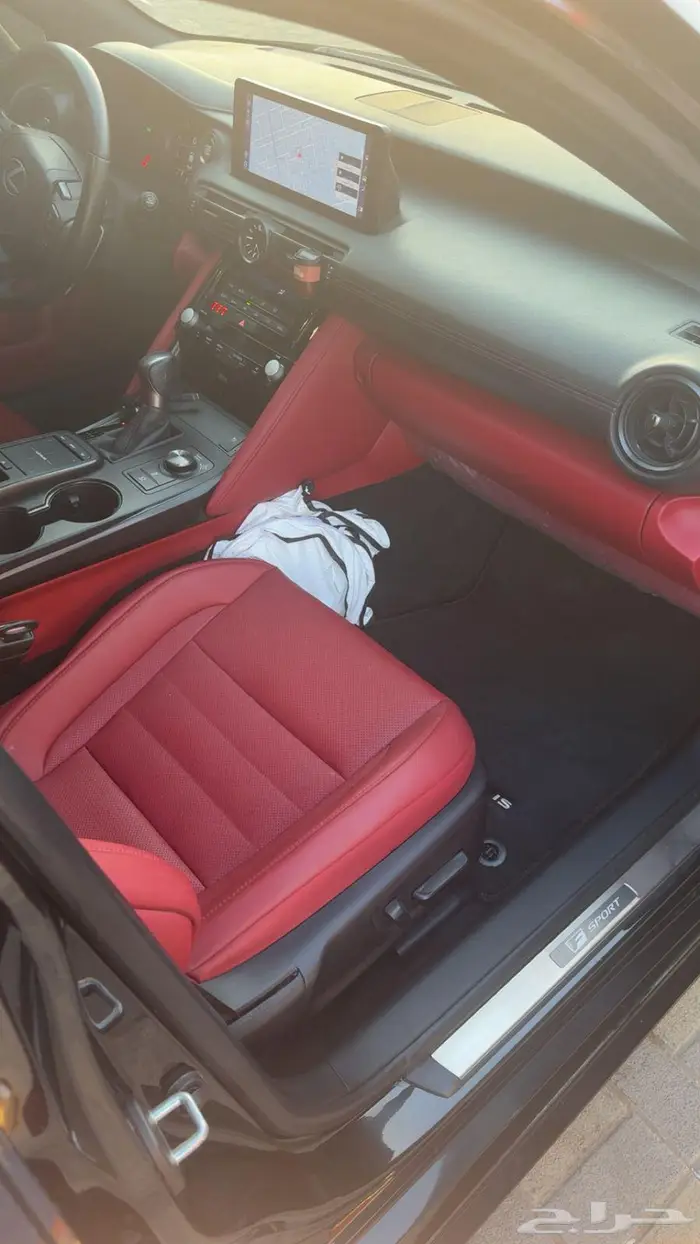 لكزس IS 350 F Sport موديل 2024 9