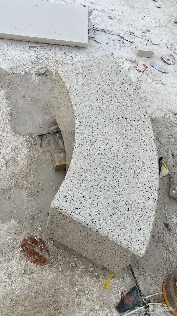 كراسي حدائق واسلال مهملات 61