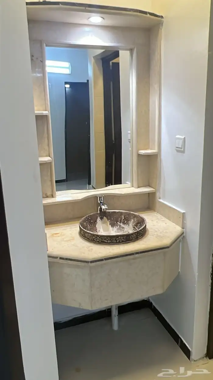 شقة عوايل للايجار - الرياض - حي العريجاء الوسطى 8