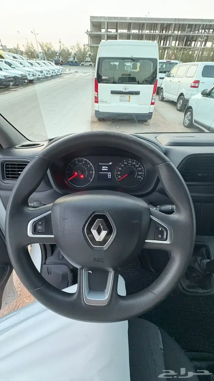 رينو ماستر 2023 5