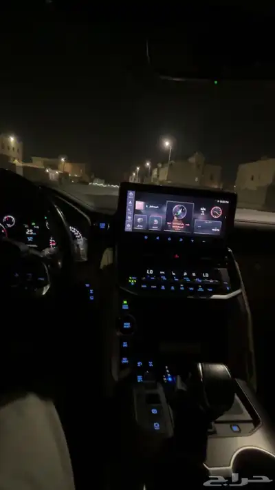 لاندكروزر 2022 L4 12