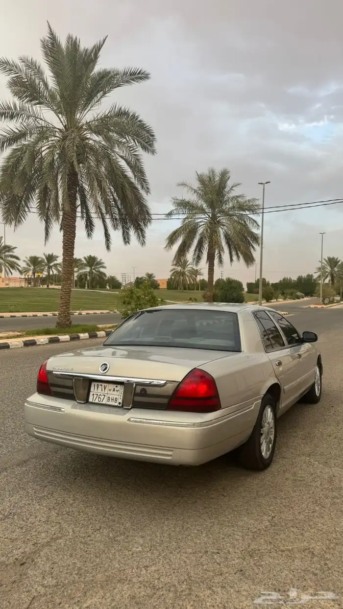 فورد قراند ماركيز 2010 2