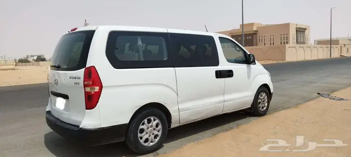 للبيع  هونداي H1 موديل 2012 4