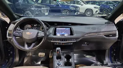 كاديلاك XT4 2019 16