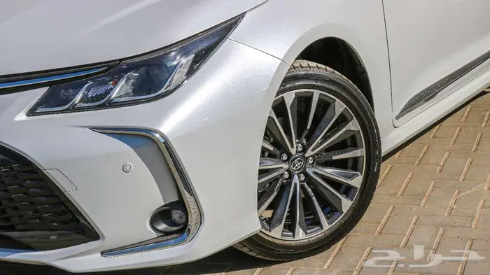 كورولا XLI بصمة فتحة سقف محرك 2.0 موديل 2025 7