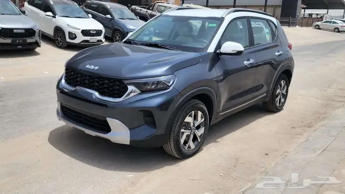 كيا سونيت نص فل2023عروض و تخفيضات القيادة للسيارات 3