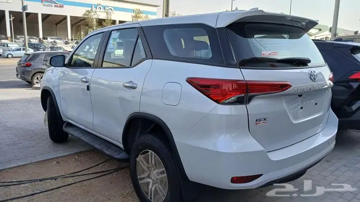 فورشنر 2.7 بنزين بدون دبل 2025 5