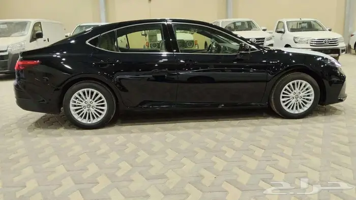تويوتا كامري اي بلس 2025 2