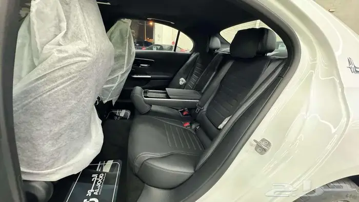 2025مرسيدس سي 200 MERCEDES C 7