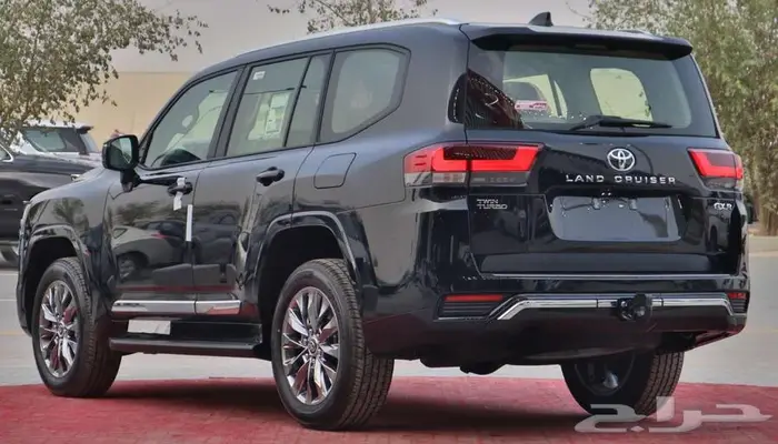 تويوتا لاندكروزر ( GXR 4 )بنزين موديل 2025 سعودي بنوك وشركات 8