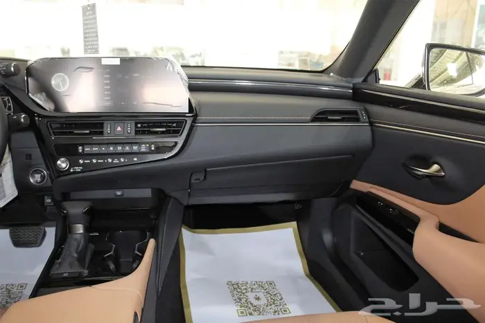 لكزس-ES250 AA -خليجي-2025-جناح-تشغيل عن بعد-ازياق جانبيه 6