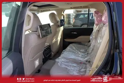 تويوتا لاند كروزر GXR L4 2024 1