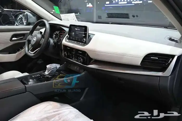 نيسان اكس تريل 7 مقاعد و 5 مقاعد ستاندر بالنقد والتقسيط 6