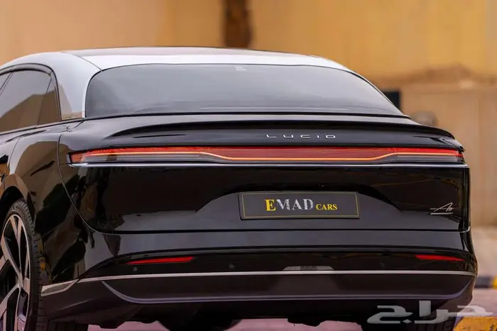 لوسيد اير دريم ايدشن 2023 ممشى قليل 4