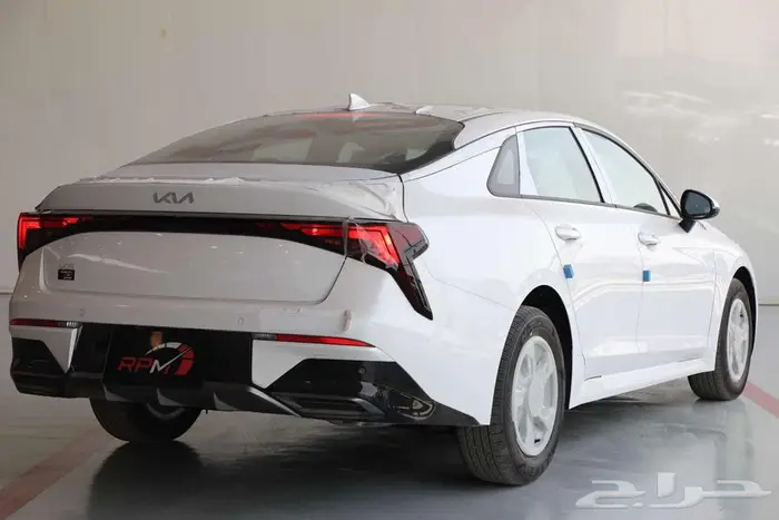 كيا K5 GL 2.5CC ستاندر 2025 عرض خاص 3