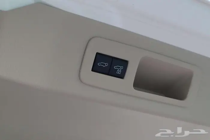 تويوتا لاندكروزر ( GXR 4 )بنزين موديل 2025 سعودي بنوك وشركات 31