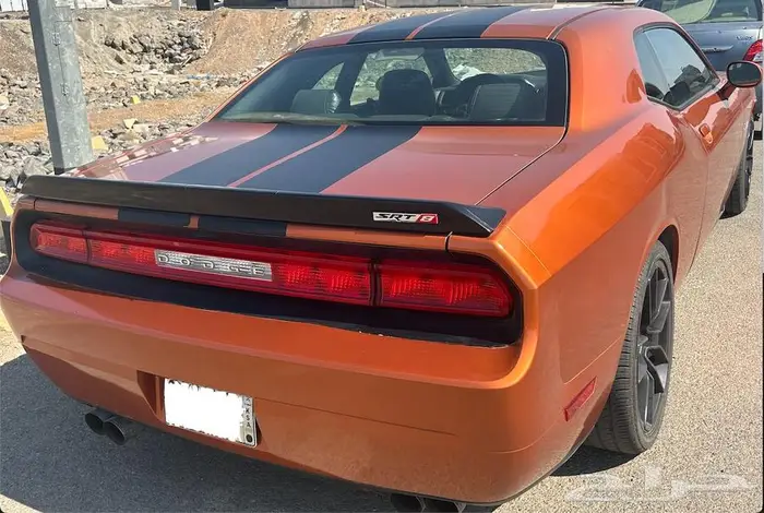 دودج تشالنجر SRT8 موديل 2011 بمحرك HEMI V8 سعة 6.4 لتر 8
