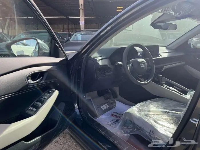هوندا اكورد LX 2025 نقد وتقسيط 4