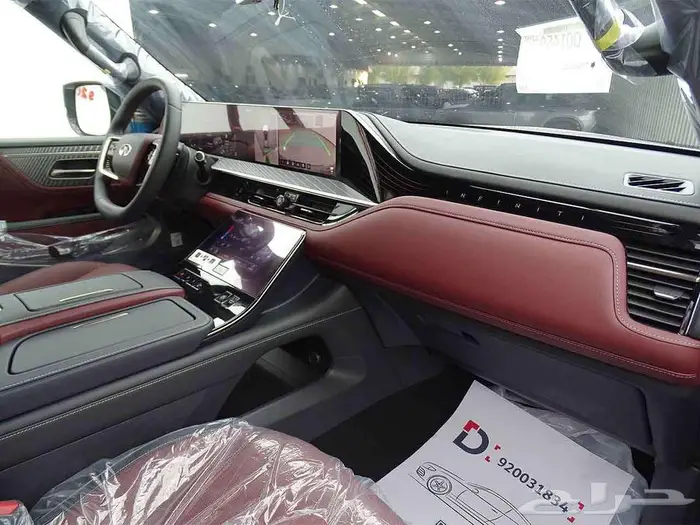 انفينتي QX80 اوتو جراف 2025 12