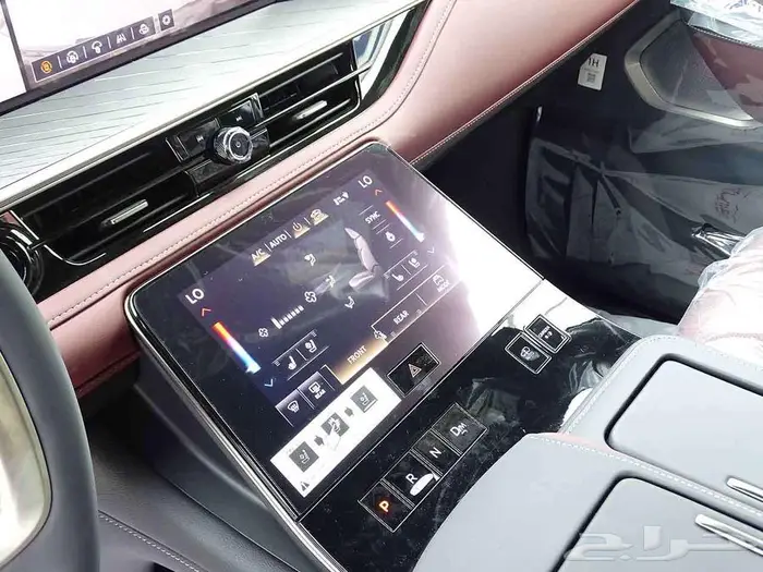 انفينتي QX80 اوتو جراف 2025 7