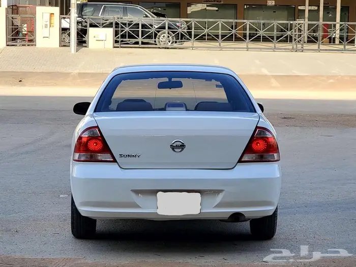نيسان صني 2012 7