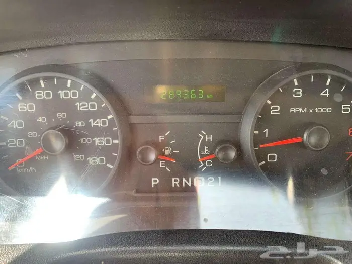 فورد كراون فيكتوريا 2012 سعودي 0