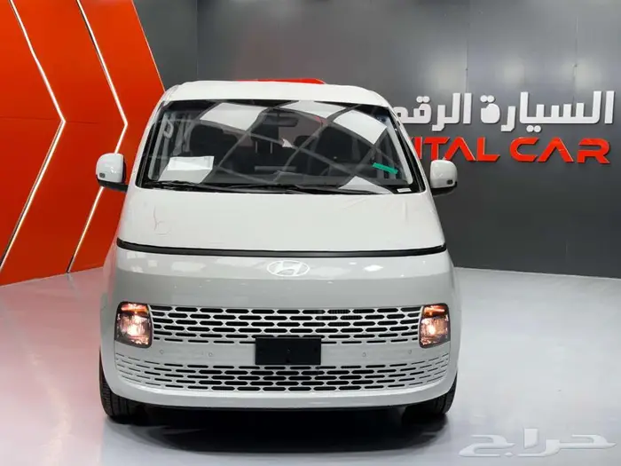 هيونداي ستاريا 9 راكب 2025 كاش واقساط 0